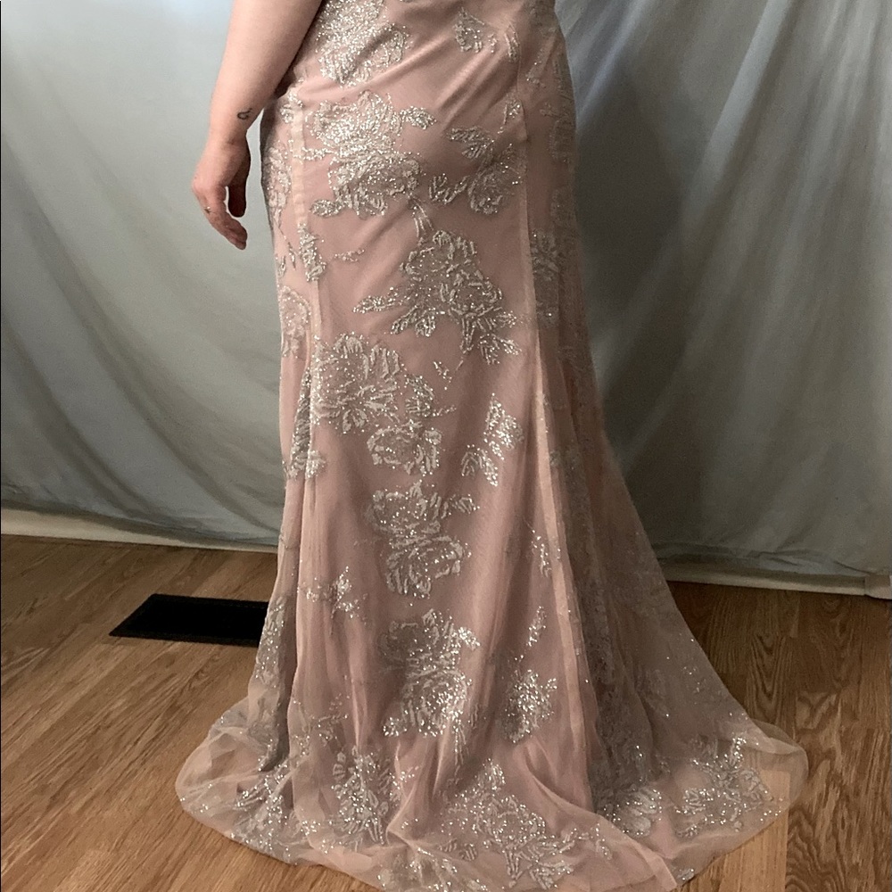 Glittered pink Hayley Paige bridesmaid dress 🎀 - Picture 9 of 11